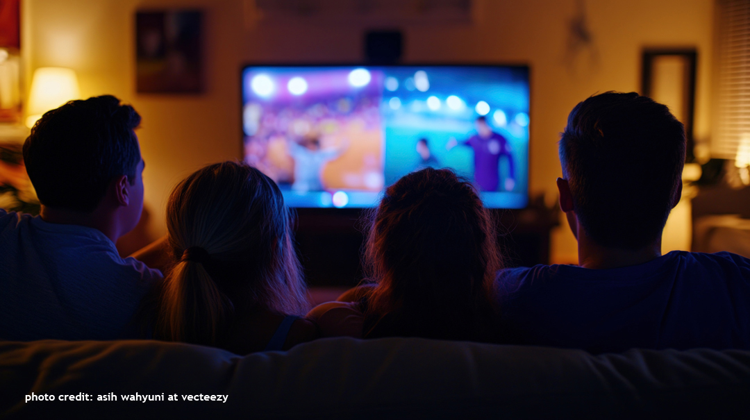 vecteezy_friends-enjoying-a-game-night